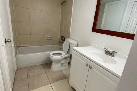 Copropriété à louer à Miami, Floride: 1 chambre, 76.74 m2 № 1967758 - photo 6