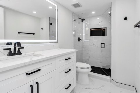Copropriété à louer à Miami, Floride: 2 chambres, 122.26 m2 № 1928714 - photo 9