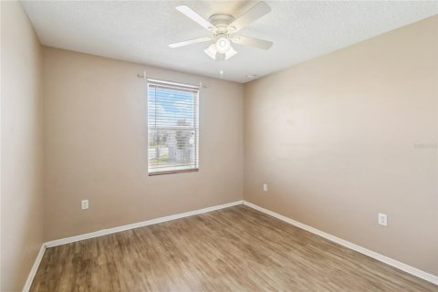 Townhouse in Kissimmee, Florida 3 bedrooms, 145.11 sq.m. № 1670204 - photo 15