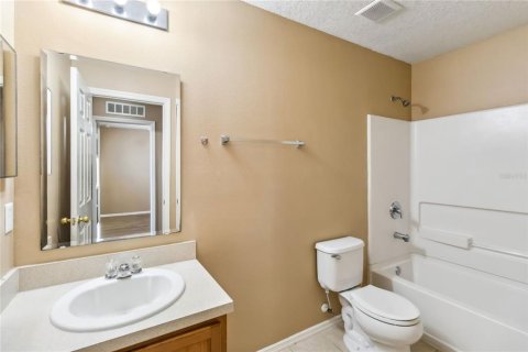 Townhouse in Kissimmee, Florida 3 bedrooms, 145.11 sq.m. № 1670204 - photo 23