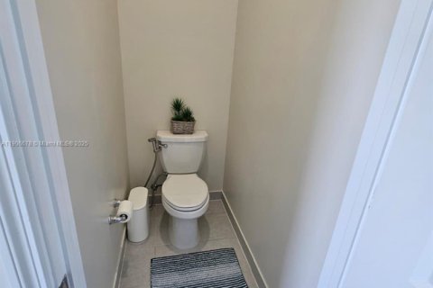 Снять в аренду виллу или дом в Майами, Флорида 5 спален, 311.13м2, № 1963194 - фото 21