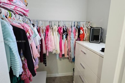 Снять в аренду виллу или дом в Майами, Флорида 5 спален, 311.13м2, № 1963194 - фото 6