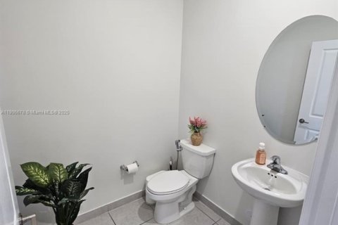 Снять в аренду виллу или дом в Майами, Флорида 5 спален, 311.13м2, № 1963194 - фото 22