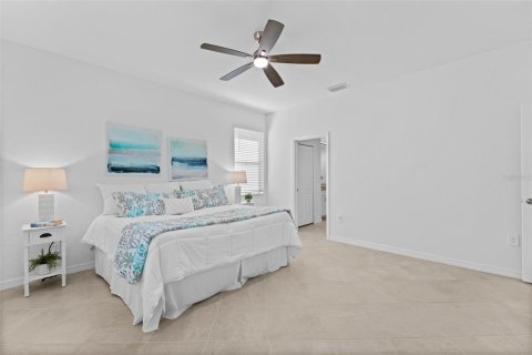 House in Port Charlotte, Florida 3 bedrooms, 170.94 sq.m. № 2227513 - photo 23