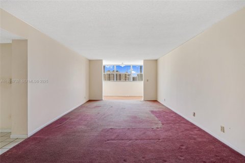 Купить кондоминиум в Халландейл-Бич, Флорида 1 спальня, 107.95м2, № 1987200 - фото 7