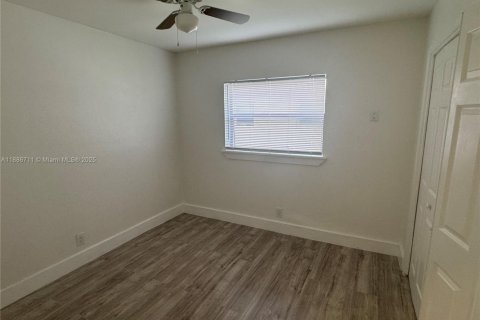 Copropriété à louer à Lauderhill, Floride: 3 chambres, 125.42 m2 № 1941646 - photo 25