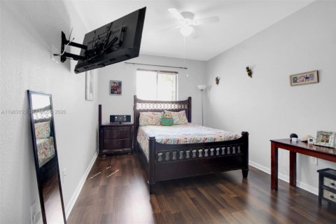 Купить виллу или дом в Хомстед, Флорида 5 спален, 263.38м2, № 2024214 - фото 28