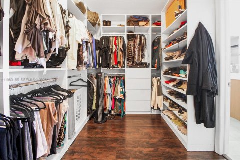 Купить виллу или дом в Хомстед, Флорида 5 спален, 263.38м2, № 2024214 - фото 20