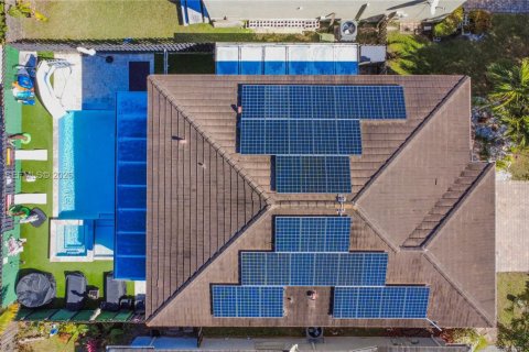 Купить виллу или дом в Хомстед, Флорида 5 спален, 263.38м2, № 2024214 - фото 4