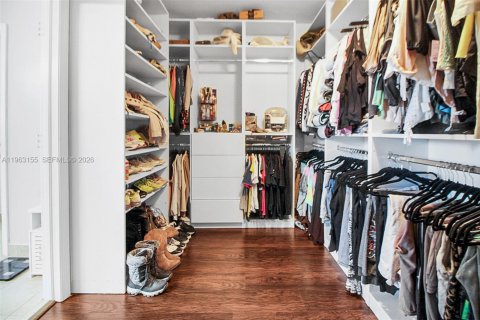 Купить виллу или дом в Хомстед, Флорида 5 спален, 263.38м2, № 2024214 - фото 21