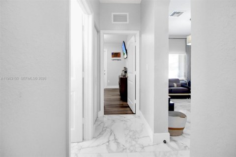 Купить виллу или дом в Хомстед, Флорида 5 спален, 263.38м2, № 2024214 - фото 14