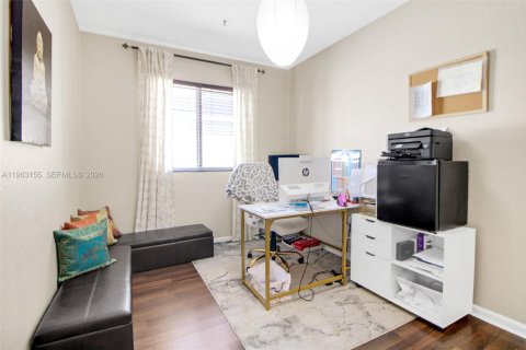 Купить виллу или дом в Хомстед, Флорида 5 спален, 263.38м2, № 2024214 - фото 18