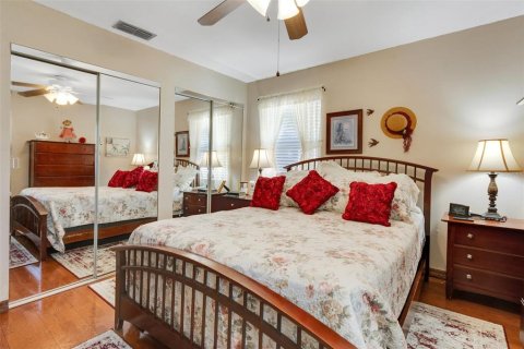 House in Lakeland, Florida 4 bedrooms, 132.94 sq.m. № 1642461 - photo 13