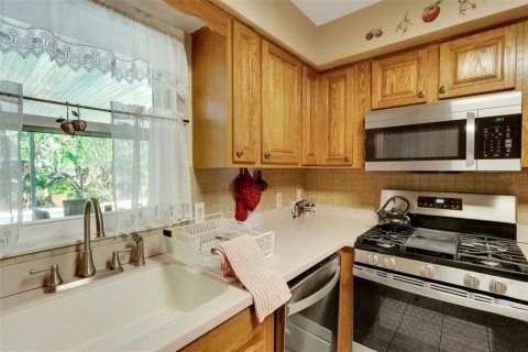 House in Lakeland, Florida 4 bedrooms, 132.94 sq.m. № 1642461 - photo 9