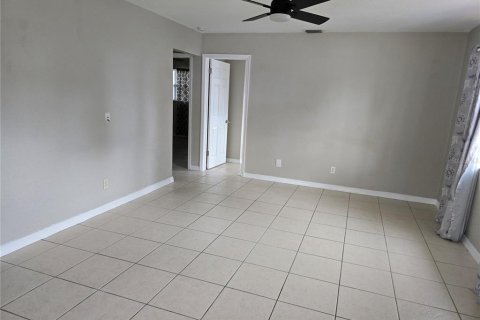 Casa en venta en Sarasota, Florida, 3 dormitorios, 120.68 m2 № 2224643 - foto 13