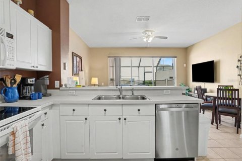 Touwnhouse à vendre à Kissimmee, Floride: 3 chambres, 133.78 m2 № 2324707 - photo 10