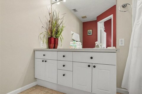 Touwnhouse à vendre à Kissimmee, Floride: 3 chambres, 133.78 m2 № 2324707 - photo 17