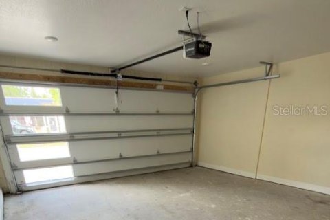 House in Kissimmee, Florida 3 bedrooms, 122.63 sq.m. № 2425500 - photo 13