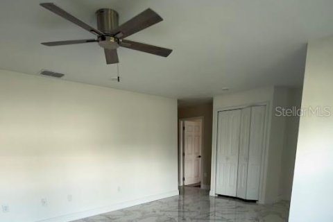 House in Kissimmee, Florida 3 bedrooms, 122.63 sq.m. № 2425500 - photo 10