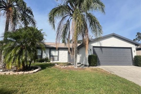 Villa ou maison à Palm Harbor, Floride 3 chambres, 130.99 m2 № 2386419