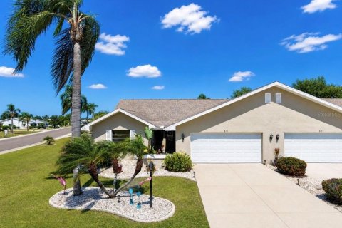 Dúplex en venta en Sun City Center, Florida, 2 dormitorios, 145.67 m2 № 2097100 - foto 4
