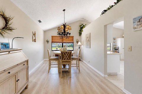 Dúplex en venta en Sun City Center, Florida, 2 dormitorios, 145.67 m2 № 2097100 - foto 22