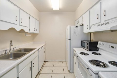 Copropriété à louer à Winter Park, Floride: 1 chambre, 59.92 m2 № 2095751 - photo 12