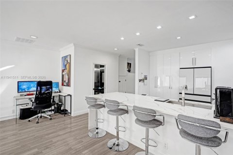 Купить таунхаус в Авентура, Флорида 2 спальни, 127.83м2, № 2003829 - фото 14