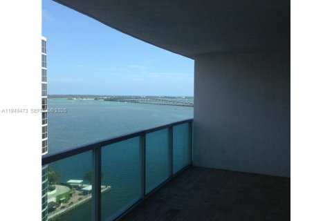 Copropriété à louer à Miami, Floride: 1 chambre, 73.49 m2 № 2006685 - photo 3