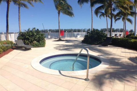 Copropriété à louer à Miami, Floride: 1 chambre, 73.49 m2 № 2006685 - photo 6