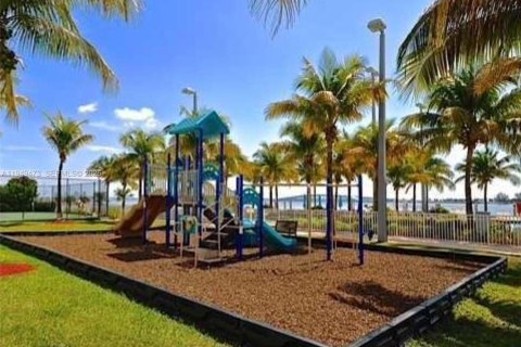 Copropriété à louer à Miami, Floride: 1 chambre, 73.49 m2 № 2006685 - photo 8