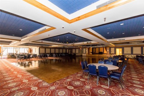 Copropriété à vendre à Pembroke Pines, Floride: 1 chambre, 75.34 m2 № 1953598 - photo 18