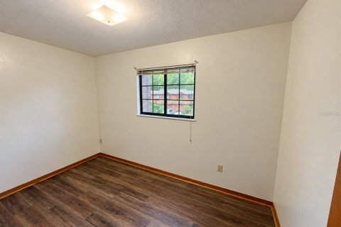 Touwnhouse à louer à Gainesville, Floride: 2 chambres, 102.75 m2 № 2425462 - photo 2