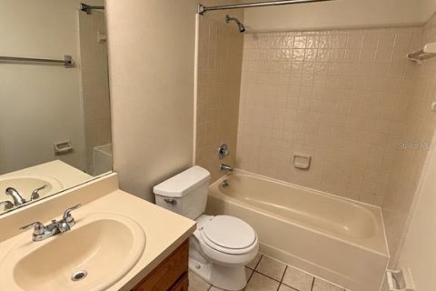 Touwnhouse à louer à Gainesville, Floride: 2 chambres, 102.75 m2 № 2425462 - photo 11