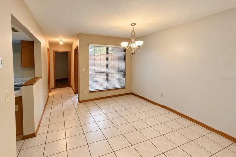 Touwnhouse à louer à Gainesville, Floride: 2 chambres, 102.75 m2 № 2425462 - photo 5