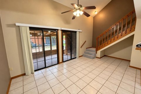 Touwnhouse à louer à Gainesville, Floride: 2 chambres, 102.75 m2 № 2425462 - photo 4