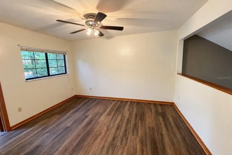 Touwnhouse à louer à Gainesville, Floride: 2 chambres, 102.75 m2 № 2425462 - photo 3