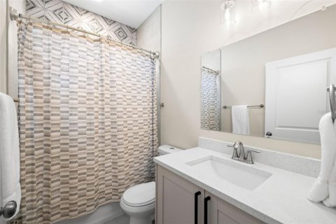 House in Tampa, Florida 3 bedrooms, 157.56 sq.m. № 1810921 - photo 18