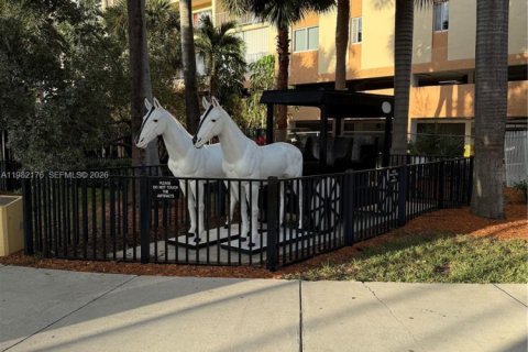 Condo in Sunny Isles Beach, Florida, 2 bedrooms  № 2043095