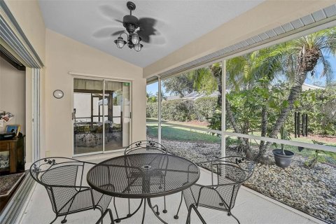 House in Bradenton, Florida 2 bedrooms, 172.8 sq.m. № 2226920 - photo 28