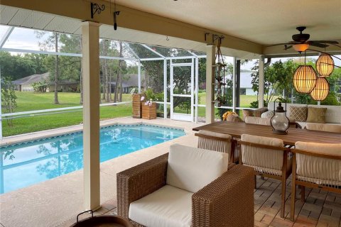 House in Clermont, Florida 3 bedrooms, 217.11 sq.m. № 2393761 - photo 3