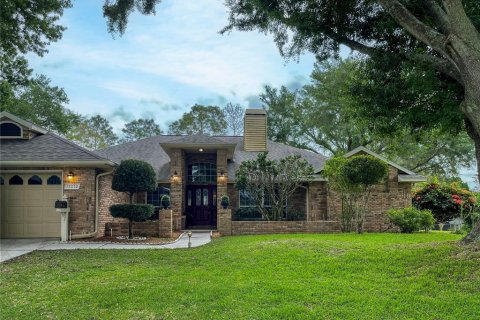 House in Clermont, Florida 3 bedrooms, 217.11 sq.m. № 2393761