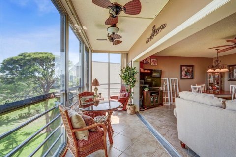 Copropriété à louer à Bradenton, Floride: 2 chambres, 93.65 m2 № 2105703 - photo 10