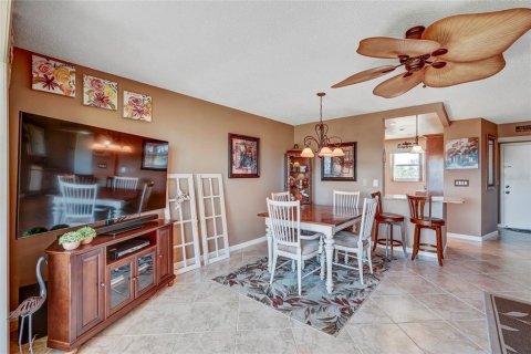 Copropriété à louer à Bradenton, Floride: 2 chambres, 93.65 m2 № 2105703 - photo 8