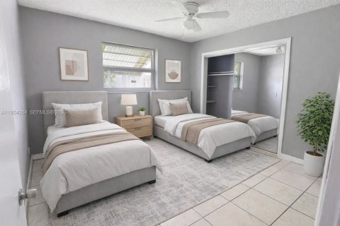 Villa ou maison à vendre à Lauderdale Lakes, Floride: 6 chambres, 196.49 m2 № 2021951 - photo 20