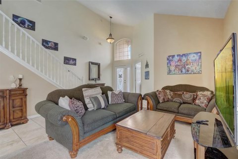 Casa en venta en Kissimmee, Florida, 5 dormitorios, 248.7 m2 № 1913402 - foto 30