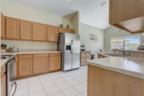 Casa en venta en Kissimmee, Florida, 5 dormitorios, 248.7 m2 № 1913402 - foto 14