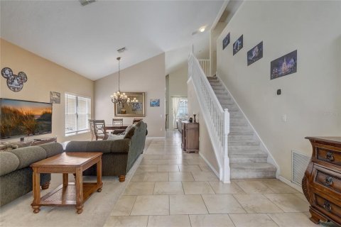 Casa en venta en Kissimmee, Florida, 5 dormitorios, 248.7 m2 № 1913402 - foto 5