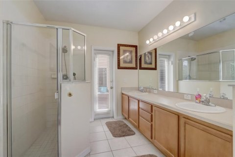 Casa en venta en Kissimmee, Florida, 5 dormitorios, 248.7 m2 № 1913402 - foto 18