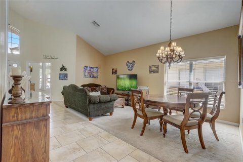 Casa en venta en Kissimmee, Florida, 5 dormitorios, 248.7 m2 № 1913402 - foto 6